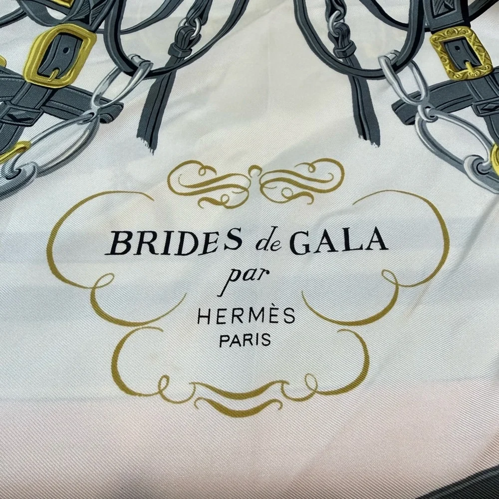 Hermès Pink Brides de Gala 90 Scarf - Picture 4 of 6